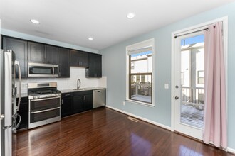 24471 Juniper Wood Terrace in Sterling, VA - Building Photo - Building Photo