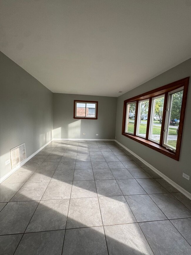 1358 Price Ave in Calumet City, IL - Building Photo - Building Photo
