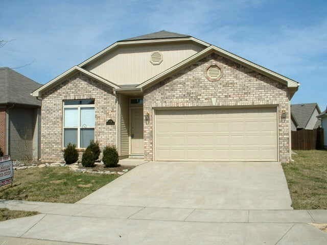 property at 2741 Jacquelyn Ln