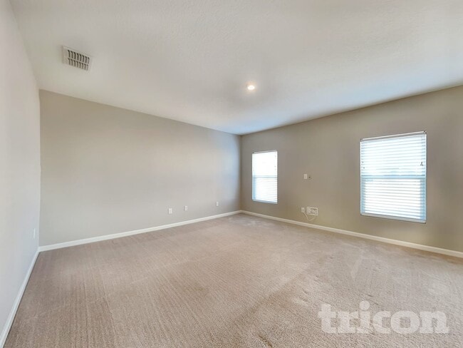 1008 Talon Ln in Winter Haven, FL - Foto de edificio - Building Photo