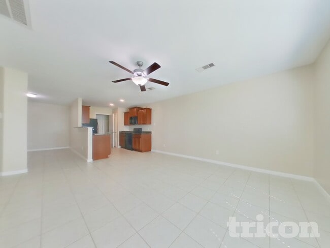 332 Summer Horse Dr in La Marque, TX - Building Photo - Building Photo