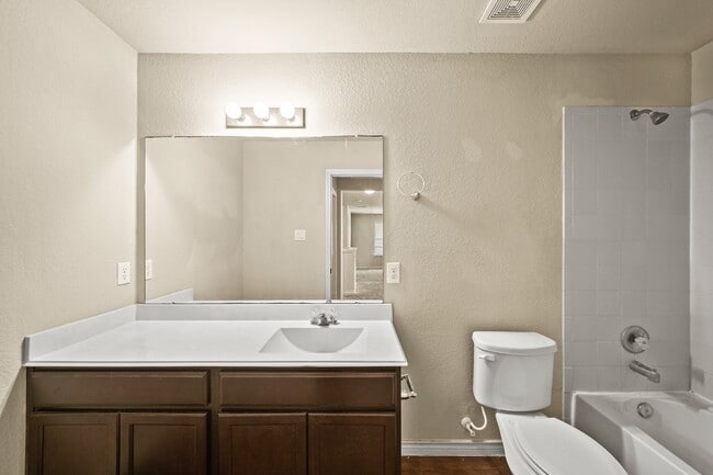 property at 3206 Aldridge Dr