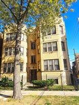 7843 S Essex Ave in Chicago, IL - Foto de edificio - Building Photo