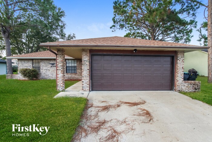 1649 Hays St NW in Palm Bay, FL - Building Photo