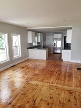 198 Calef Rd, Unit 198 in Manchester, NH - Foto de edificio - Building Photo