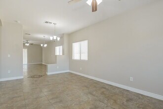 11621 W Stone Hearth St in Marana, AZ - Foto de edificio - Building Photo