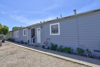 947 Center St in Gonzales, CA - Building Photo - Building Photo