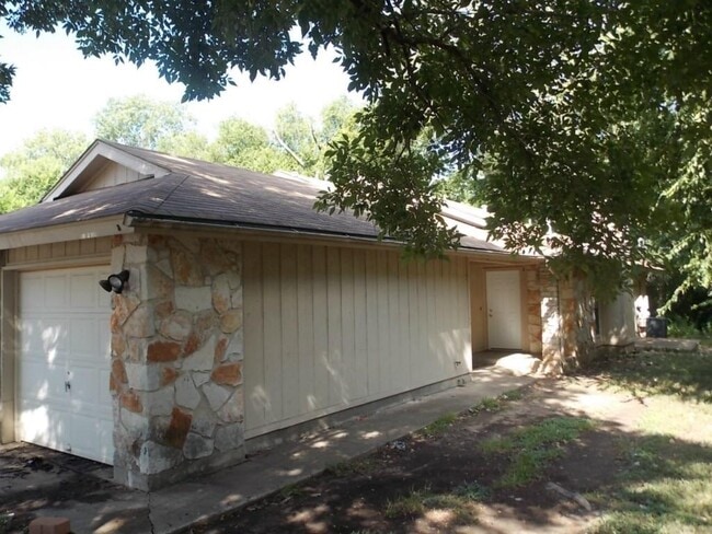 property at 12812 Tomanet Trail