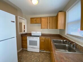 1413 63rd St in Des Moines, IA - Building Photo - Building Photo