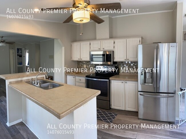 204 W Walleye Dr in Davenport, FL - Building Photo - Building Photo