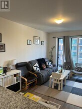 11611 Yonge St in Richmond Hill, ON - Building Photo - Building Photo