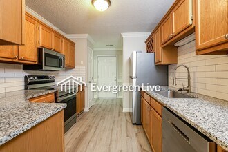 14 Cedar Knoll Dr in Greensboro, NC - Building Photo - Building Photo