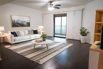 11460 Audelia Rd in Dallas, TX - Building Photo - Building Photo