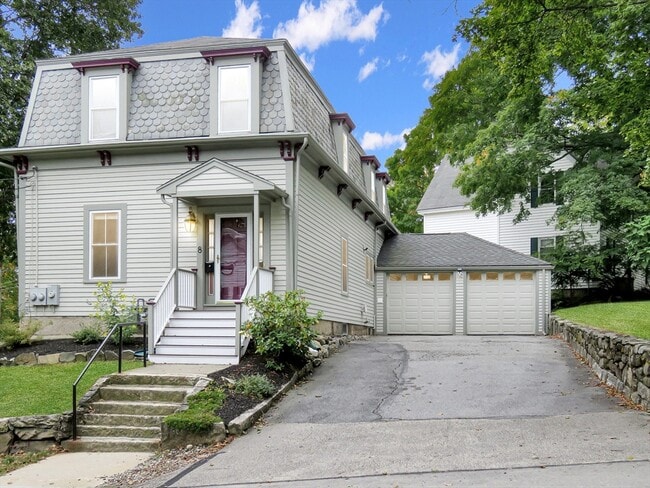 property at 8 State St
