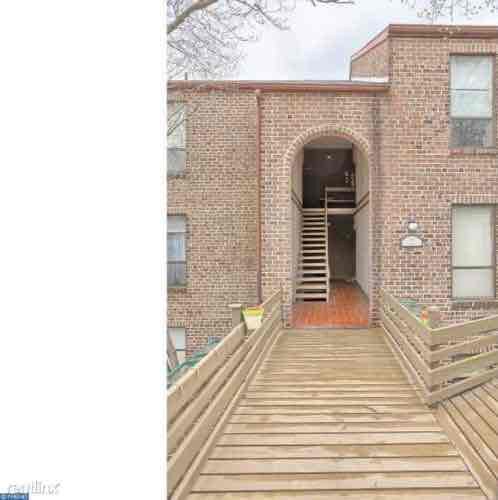 7D Fairway Rd in Reading, PA - Foto de edificio