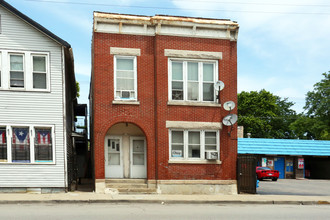 Ukrainian Village 4 Unit in Chicago, IL - Building Photo - Building Photo