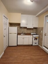 571 Laurelton Blvd in Long Beach, NY - Building Photo - Building Photo