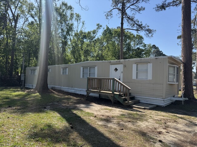 property at 211 Victoria Cir