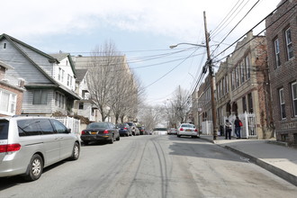 3940 Carpenter Ave in Bronx, NY - Building Photo - Building Photo