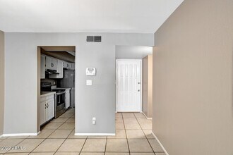 4573 W McLellan Rd in Glendale, AZ - Building Photo - Building Photo