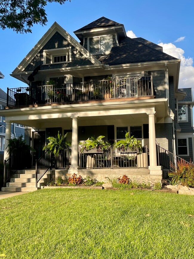 property at 3783 Washington St