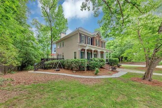 3440 Burdett Ct in Avondale Estates, GA - Building Photo - Building Photo