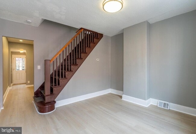 1905 Waterloo St in Philadelphia, PA - Building Photo - Building Photo