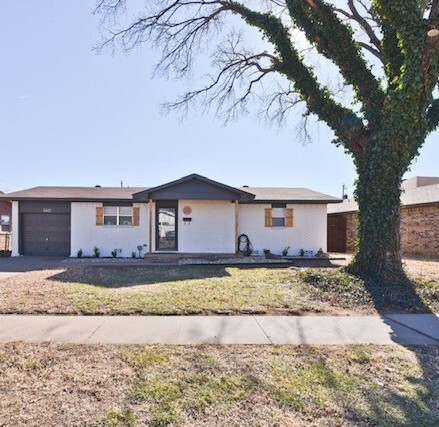 4661 Rainbow Dr in Wichita Falls, TX - Building Photo