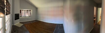 17800 Hartland St in Reseda, CA - Building Photo - Building Photo