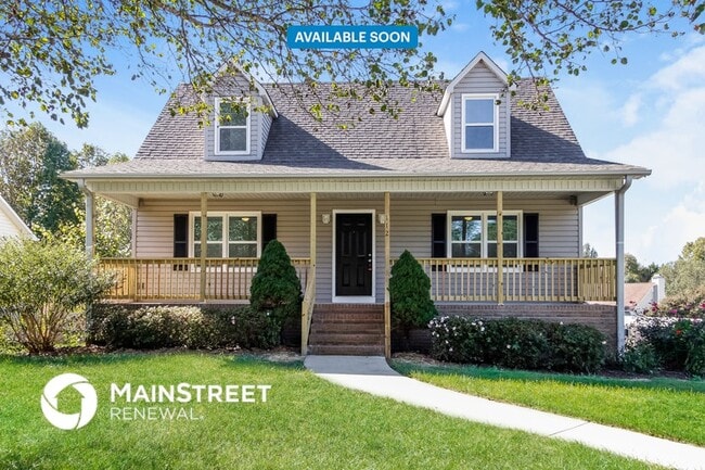 property at 112 Southoak Dr