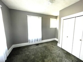 272 E 15th St in Holland, MI - Building Photo - Building Photo