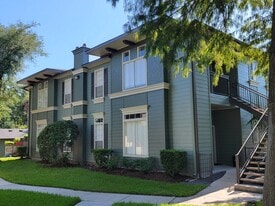 Mallard Creek in Kingwood, TX - Building Photo