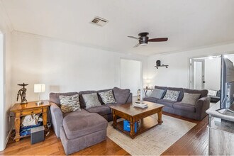 1316 Sunrise Dr in Moore, OK - Foto de edificio - Building Photo