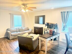244 Ocean Ave in Sea Bright, NJ - Building Photo - Building Photo