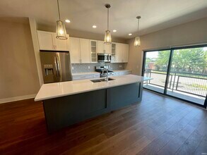 327 S Frances St in South Bend, IN - Building Photo - Building Photo