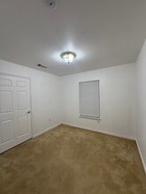902 St Mary's St in Kenedy, TX - Building Photo - Building Photo