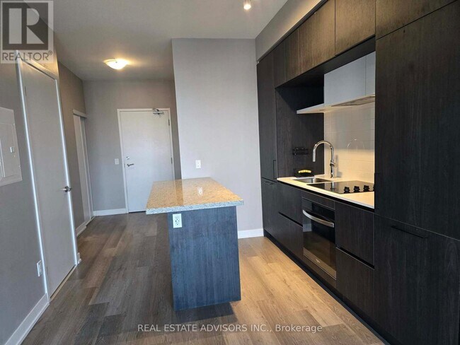 2-422 David Eyer Rd in Richmond Hill, ON - Building Photo - Building Photo