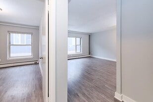 Parkline Flats in Minneapolis, MN - Building Photo