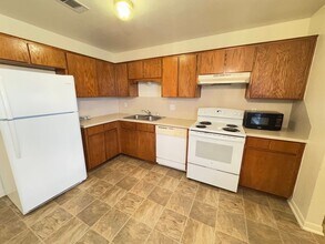 1003 Circle M Dr in Killeen, TX - Building Photo - Building Photo