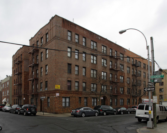 684 E 189th St in Bronx, NY - Building Photo - Building Photo