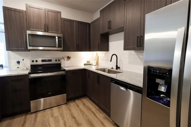 300 Hwy 81 in Mcdonough, GA - Building Photo - Building Photo