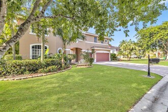 558 NW 118th Ave in Coral Springs, FL - Building Photo - Building Photo