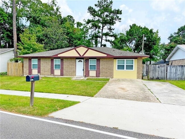 property at 1458 Fremaux Ave