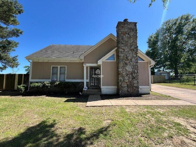 3525 Chevron Cove in Memphis, TN - Building Photo - Building Photo
