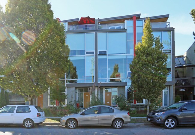 3465-3485 Victoria Dr in Vancouver, BC - Building Photo - Building Photo