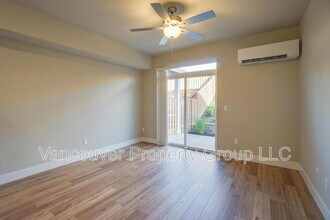 2219 E Badger Wy in La Center, WA - Building Photo - Building Photo