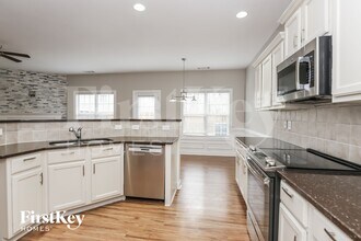 6031 Apple Grove Rd NE in Buford, GA - Building Photo - Building Photo