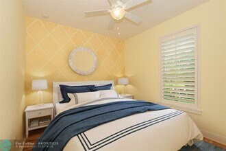 10101 SW Fernwood Ave in Port St. Lucie, FL - Building Photo - Building Photo