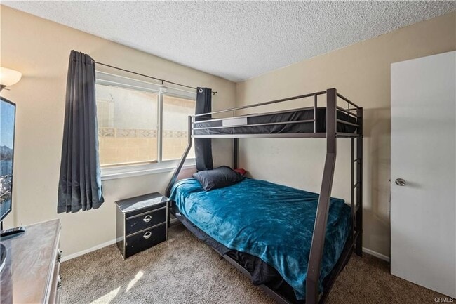 2518 E Ave R-2 in Palmdale, CA - Building Photo - Building Photo
