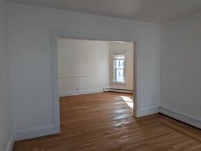 77 Vinton St in Providence, RI - Building Photo - Building Photo